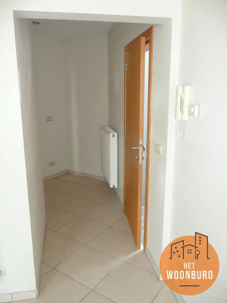 Appartement 3e Verd. links foto 2
