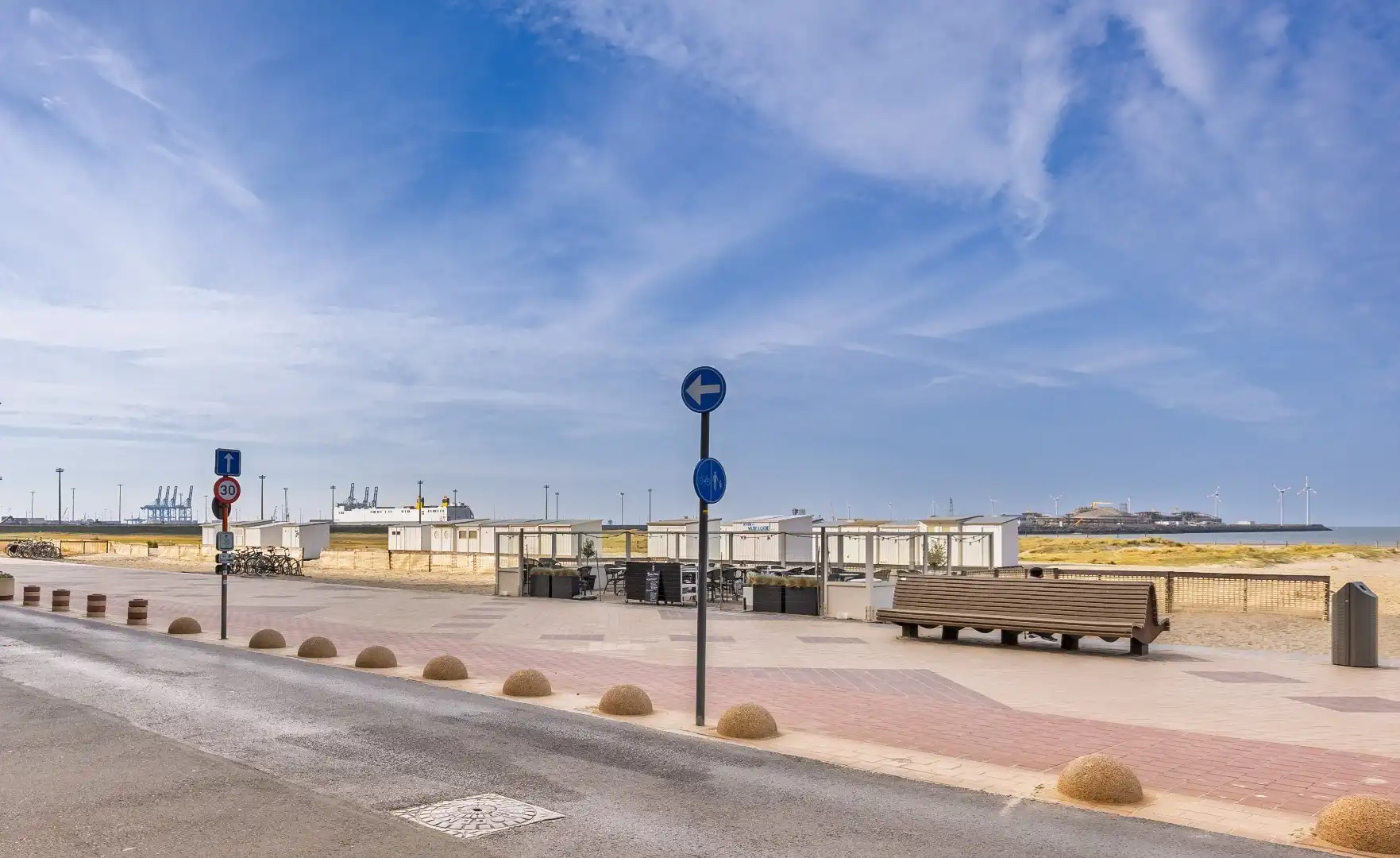 Uitzonderlijk hoekappartement met zijdelings zeezicht  foto 19