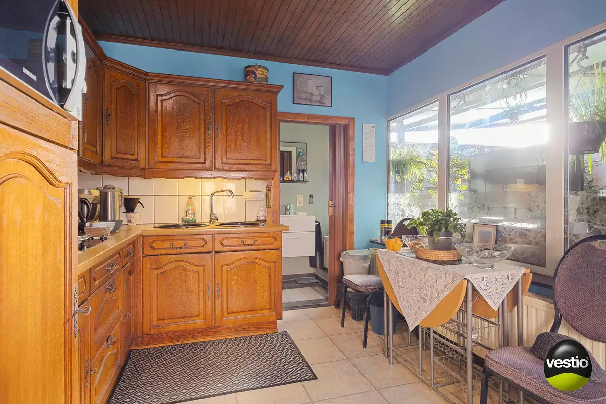 OP TE FRISSEN VRIJSTAANDE WONING OP 9A74CA TE EIGENBILZEN. foto 10