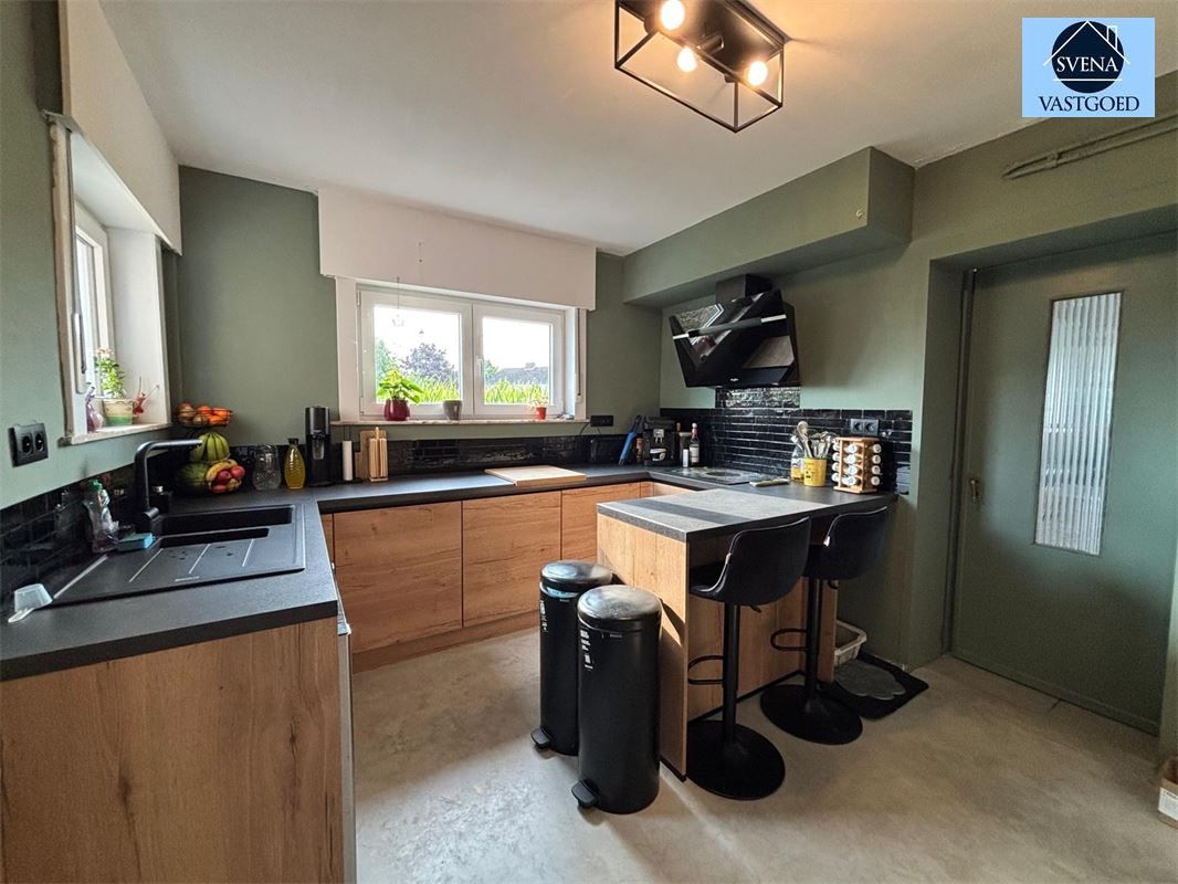 INSTAPKLARE HOB MET 2 BADKAMERS, TUIN EN GARAGE foto 8
