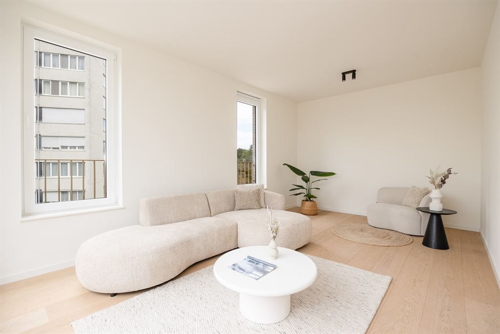 Hoogwaardig afgewerkt duplex app met ruim terras foto 6