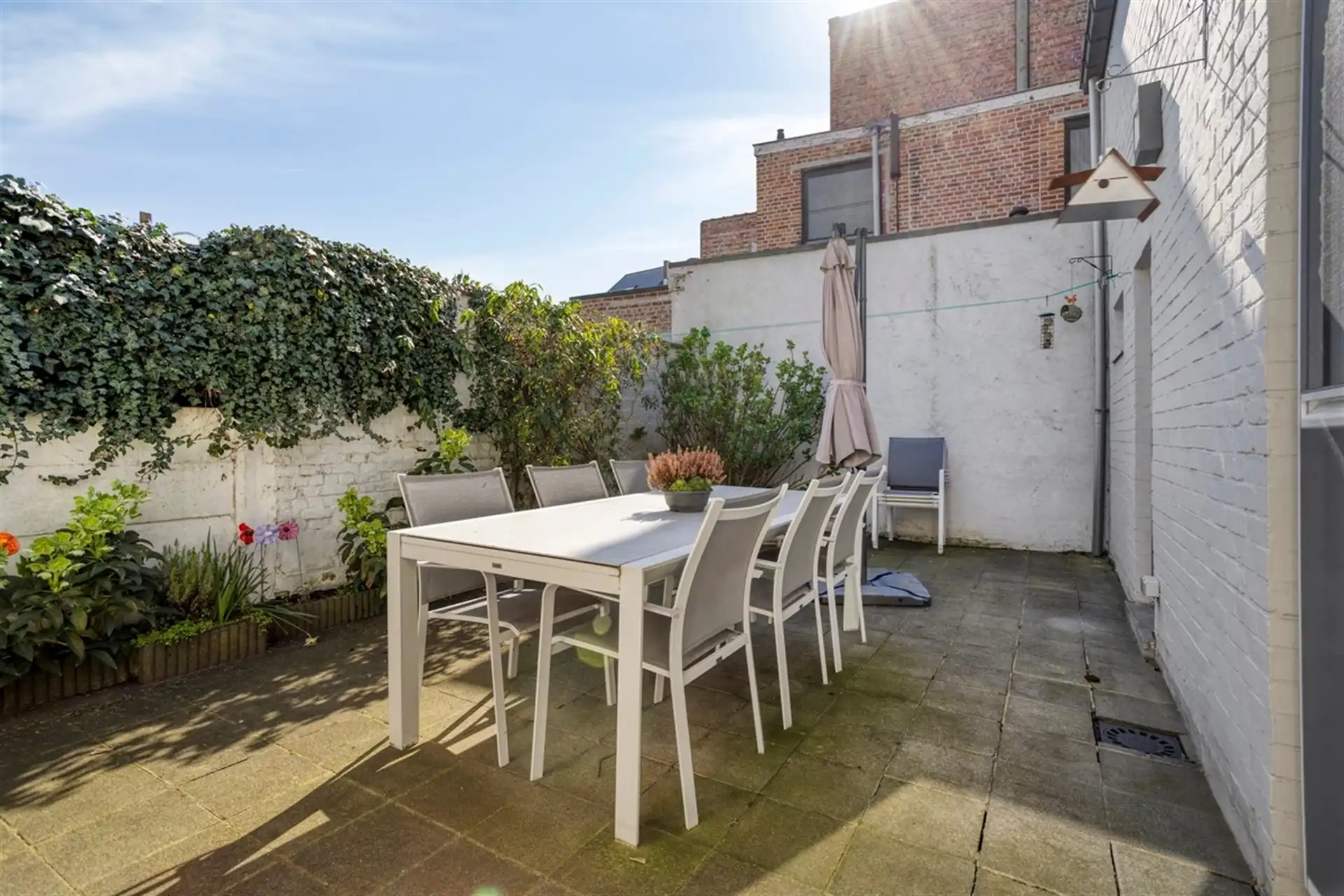 Ruime, volledig gerenoveerde woning in hartje centrum foto 10