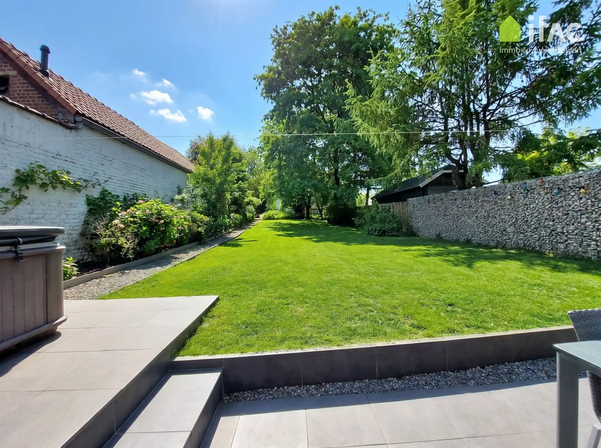 Volledig gerenoveerde woning met geweldige tuin op 28a 34ca foto 11