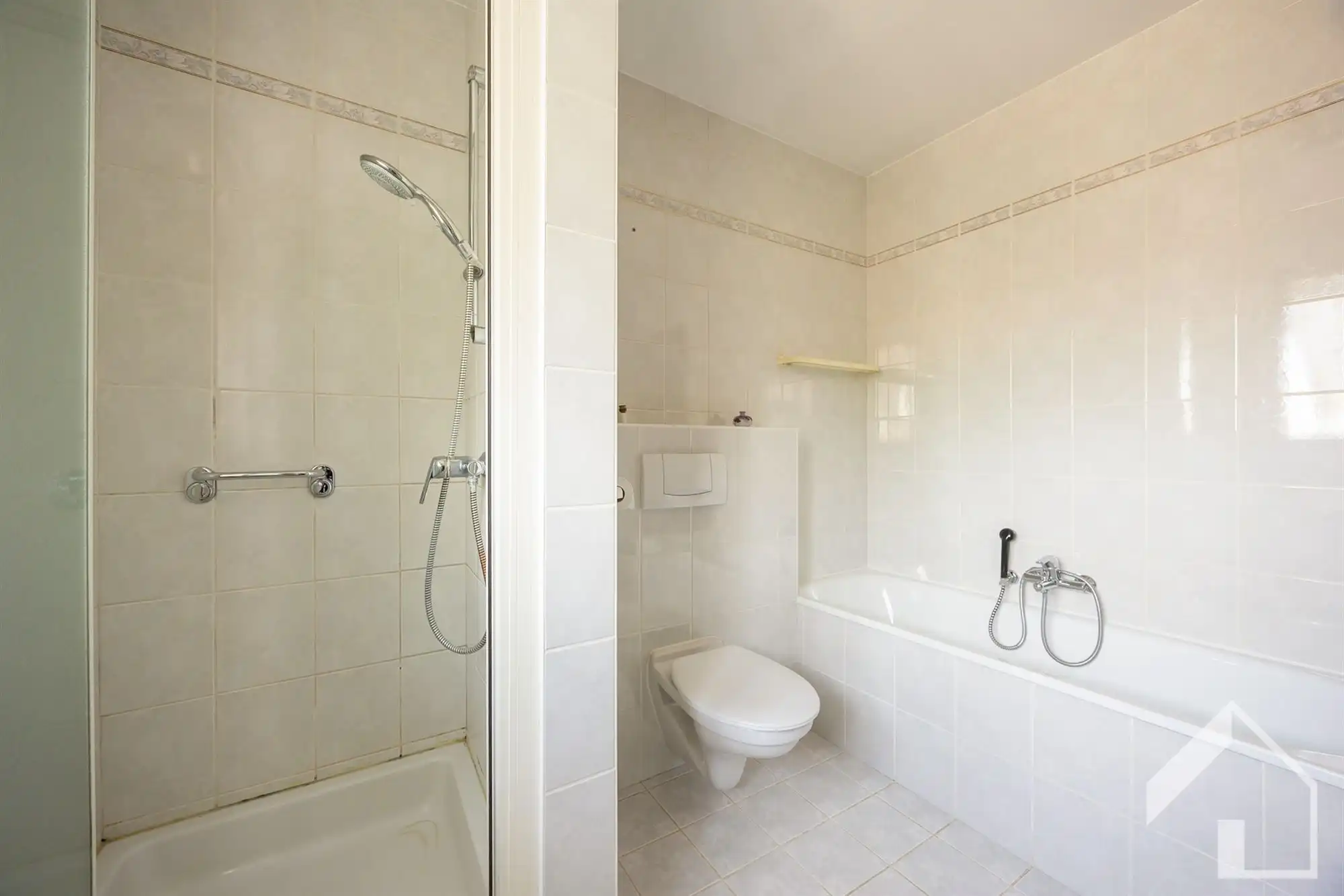 HOB nabij centrum van Oelegem foto 14