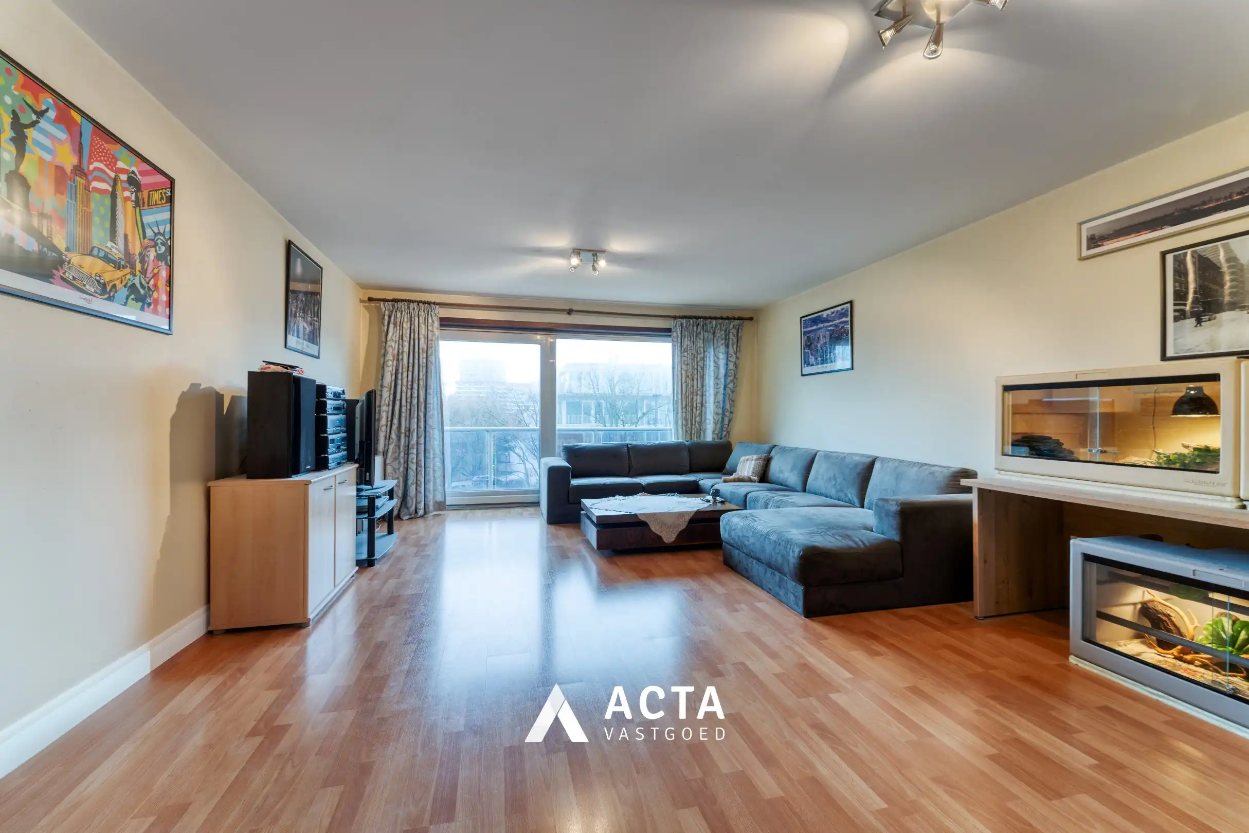 Ruim appartement nabij het centrum van Oostende foto 4