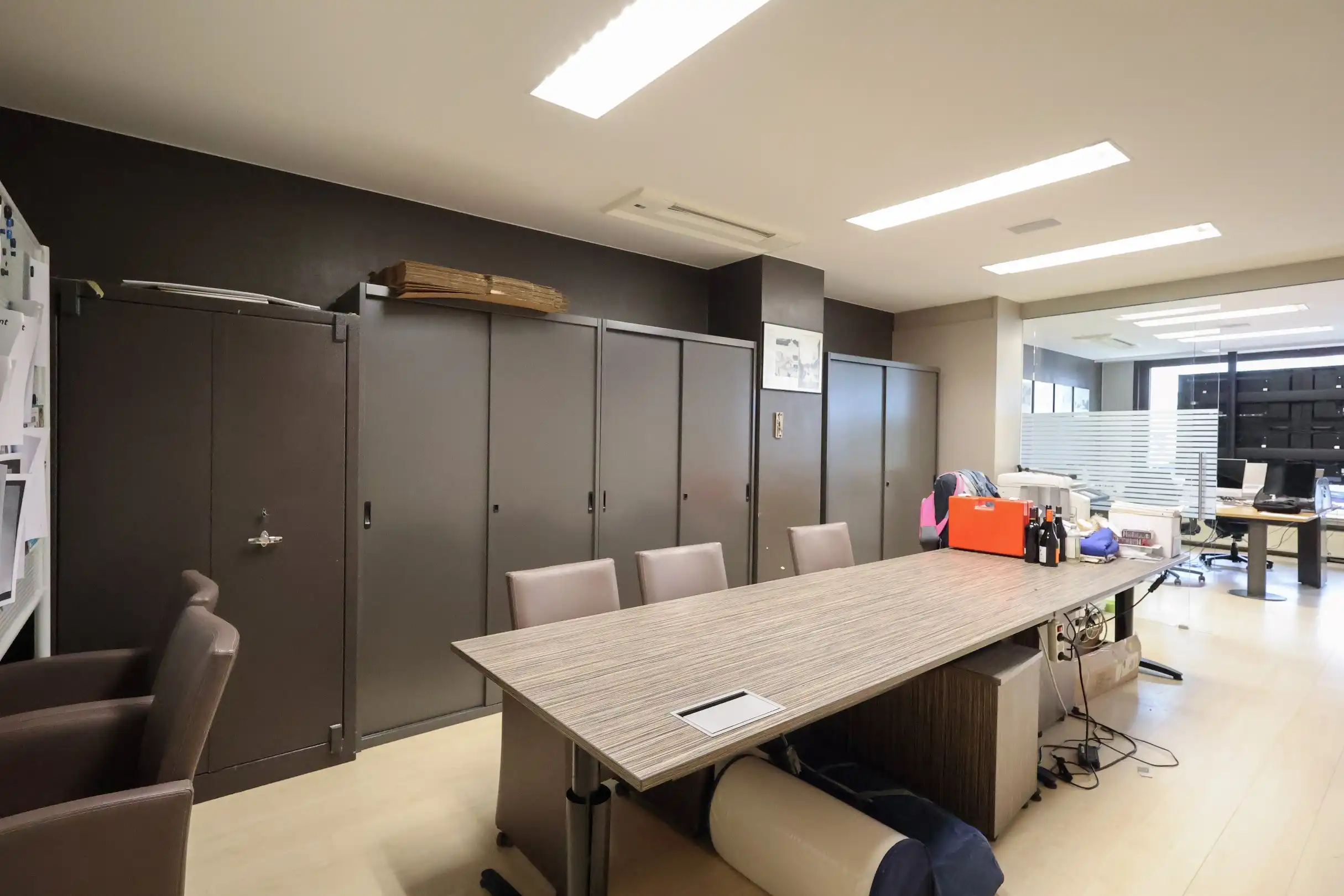 Multifunctioneel handelspand met flexibele indeling in Oostduinkerke-bad  Geschikt voor kantoor, winkel, praktijk of andere commerciële activiteiten foto 9