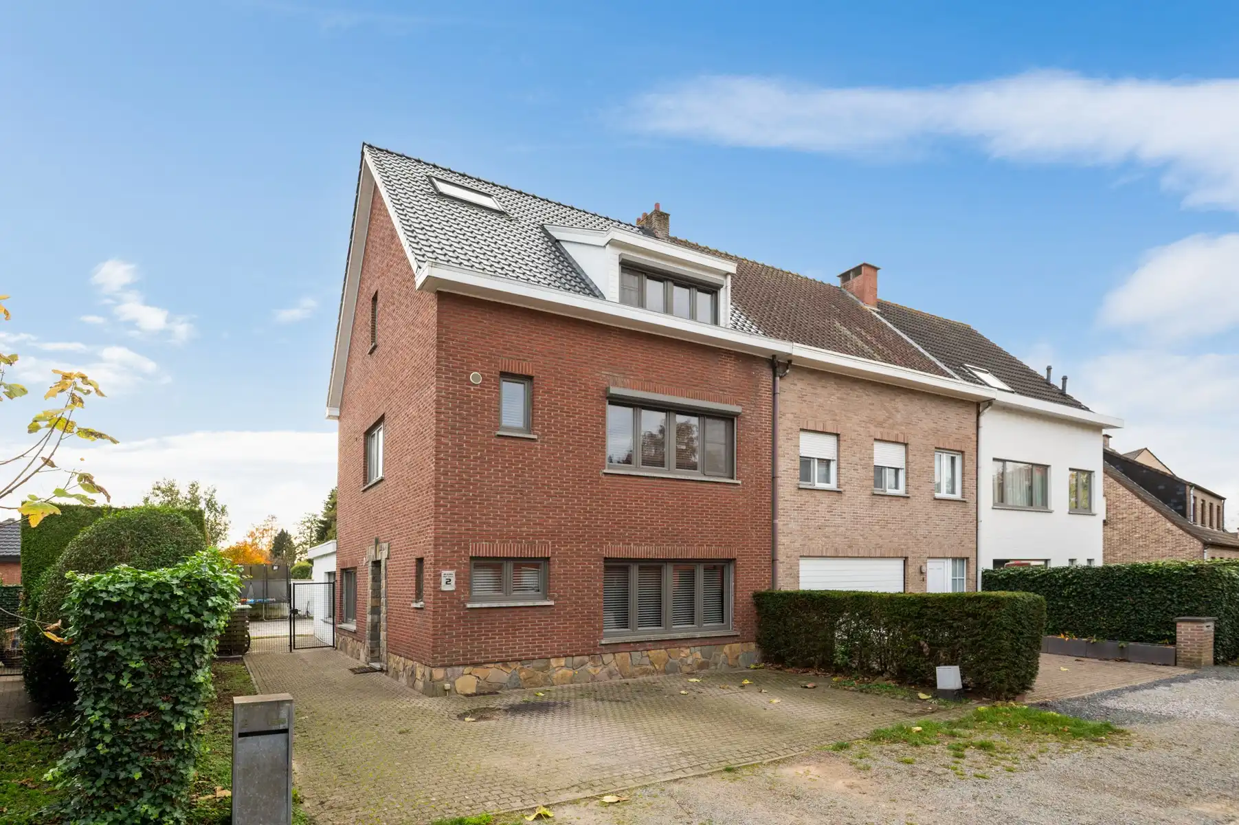 Ruime woning op toplocatie foto {{pictureIndex}}