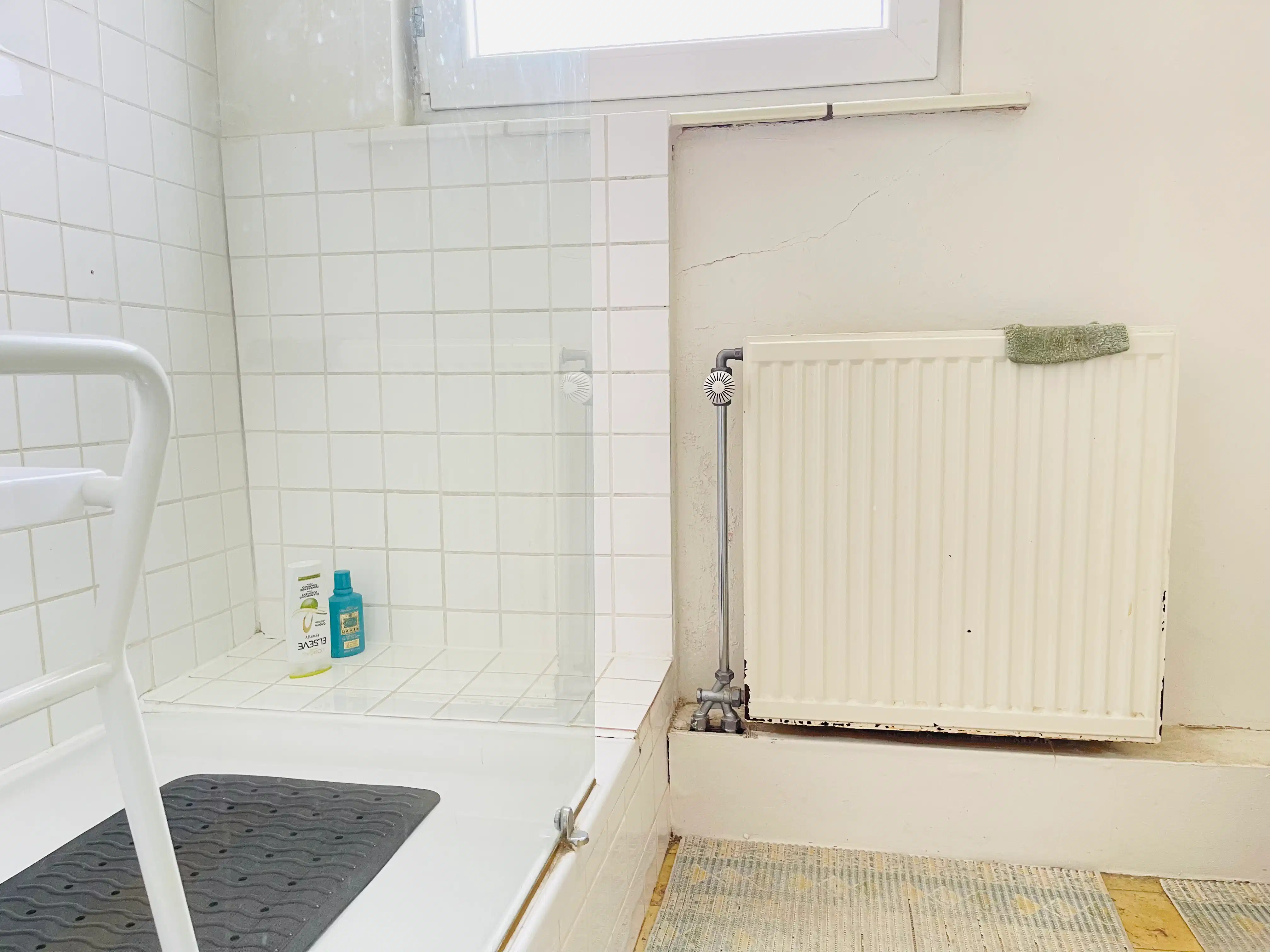 Gezellige woning met tuin en 3 slaapkamers, tuin en garage foto 16