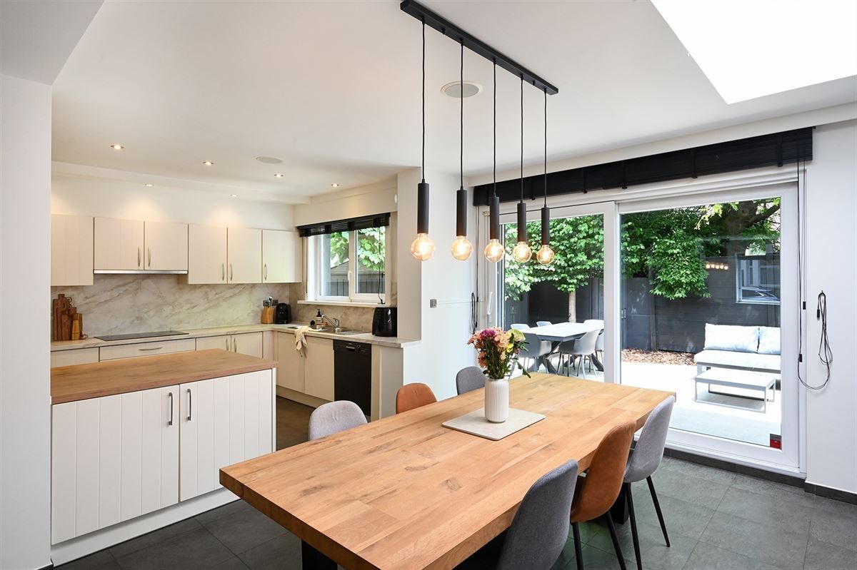 Huis foto {{pictureIndex}}