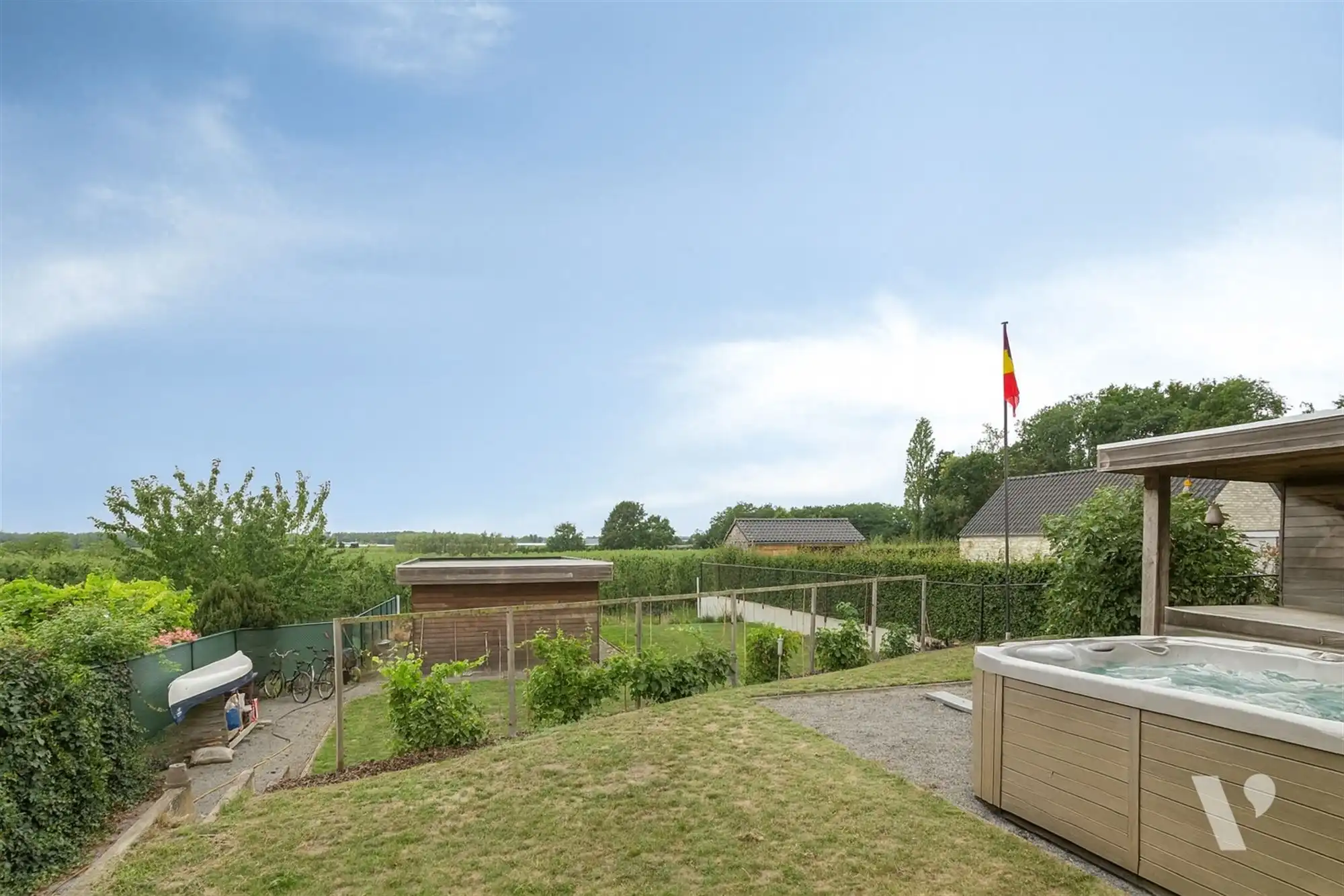 Energiezuinige woning met welness en uitzicht op boomgaard foto 4