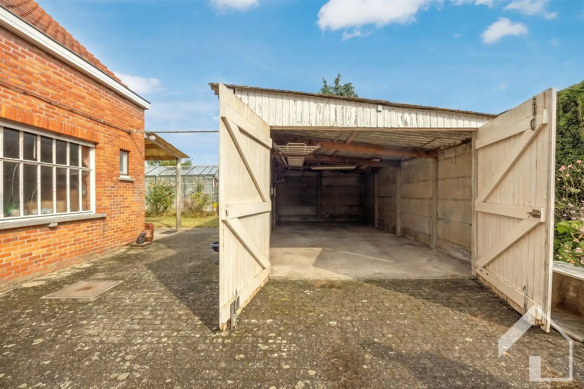 Te renoveren woning op toplocatie foto 13