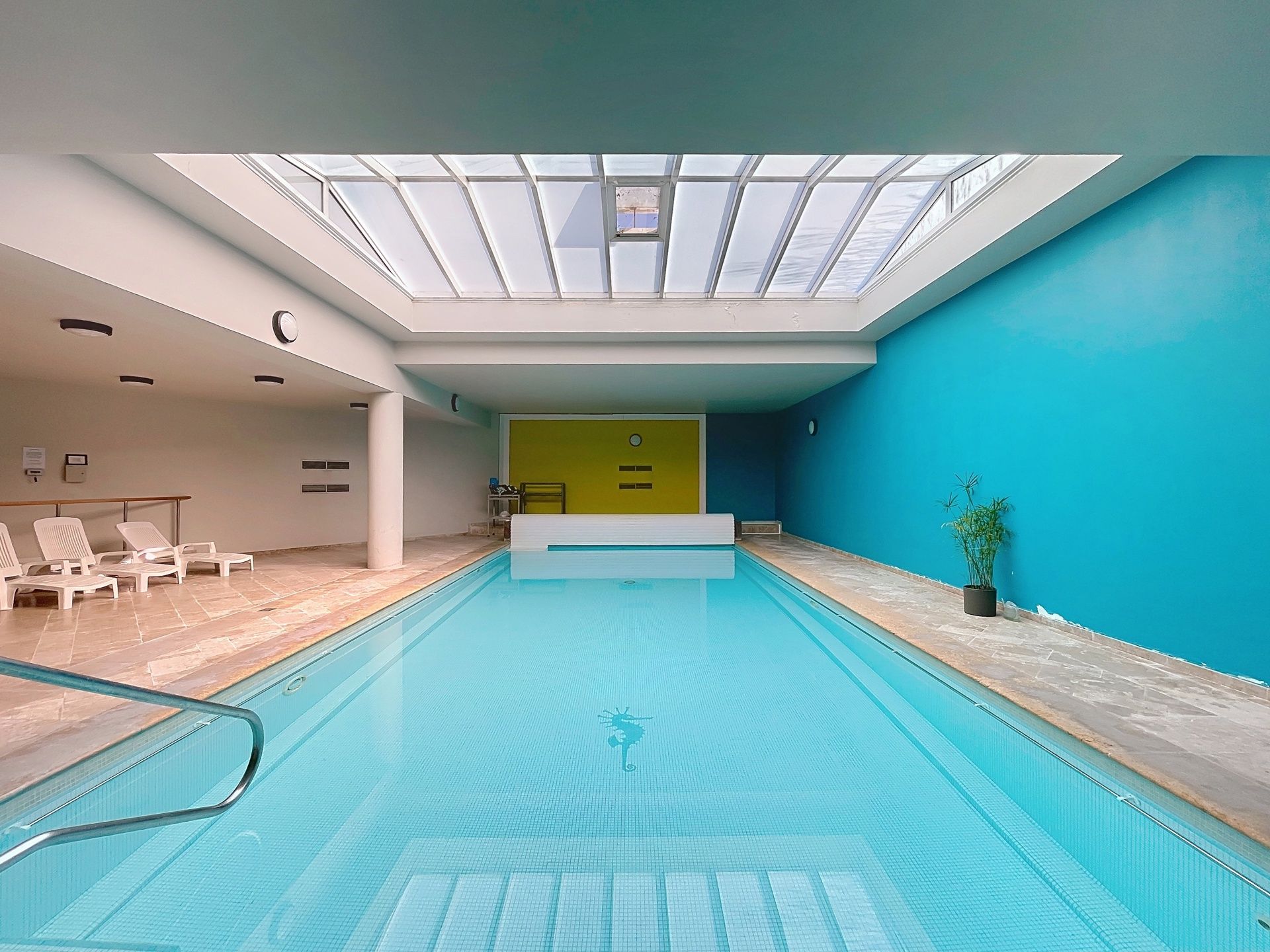 Ruim bemeubeld appartement te Sint-Denijs-Westrem foto 10