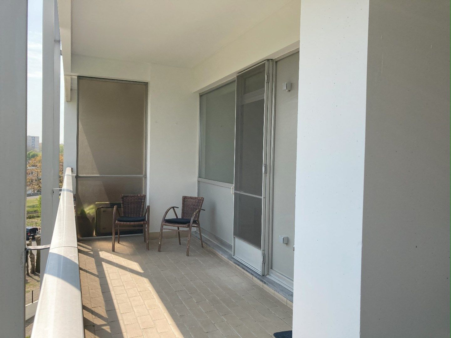 Ruim appartement met terras foto 16