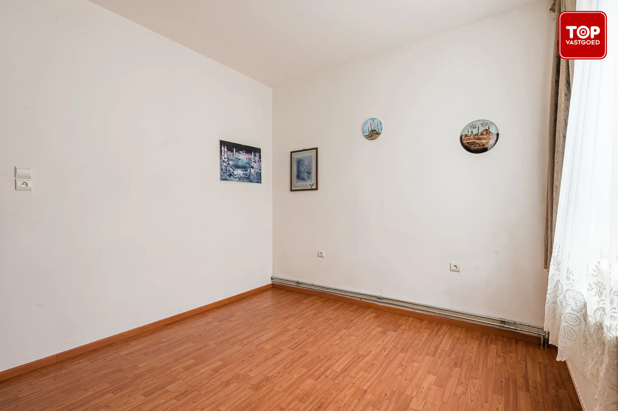 Op te frissen woning met 4 slaapkamers op gunstige locatie.  foto 13