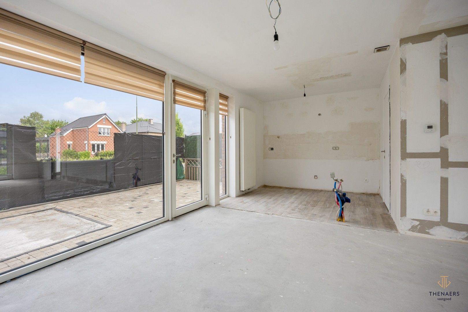 Moderne half‑open bebouwing met 3 slaapkamers op een rustige ligging. foto 6