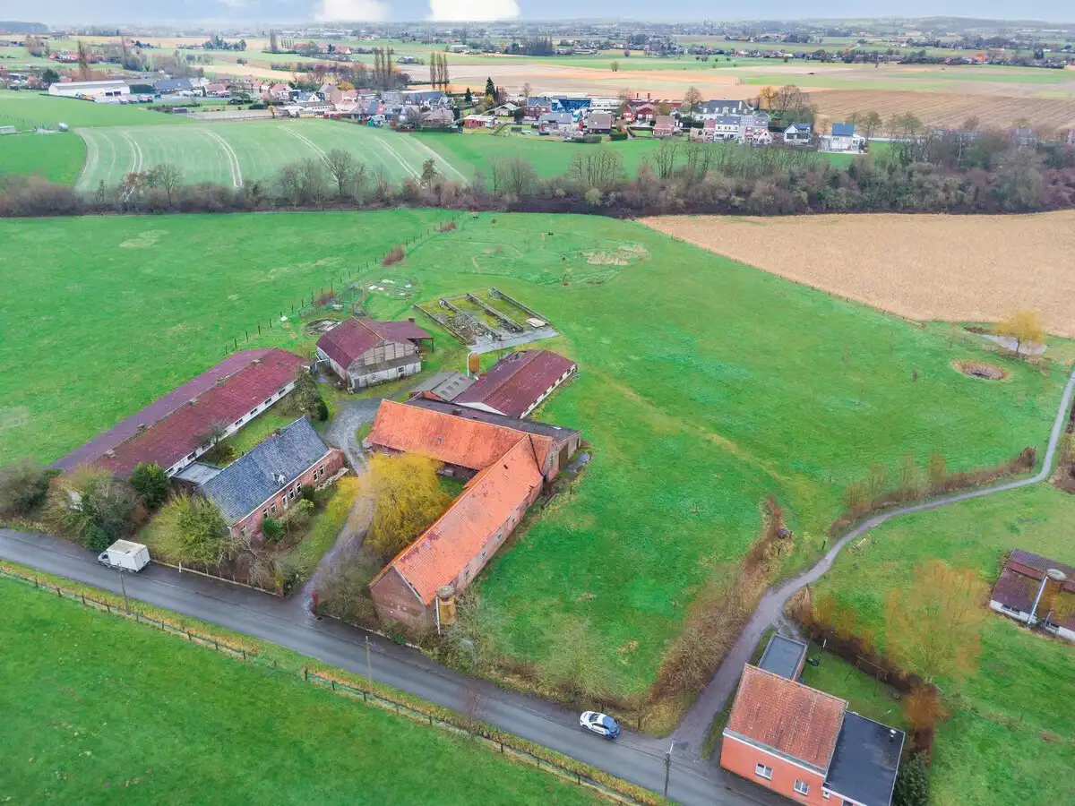 Prachtige te renoveren hoeve! foto 4