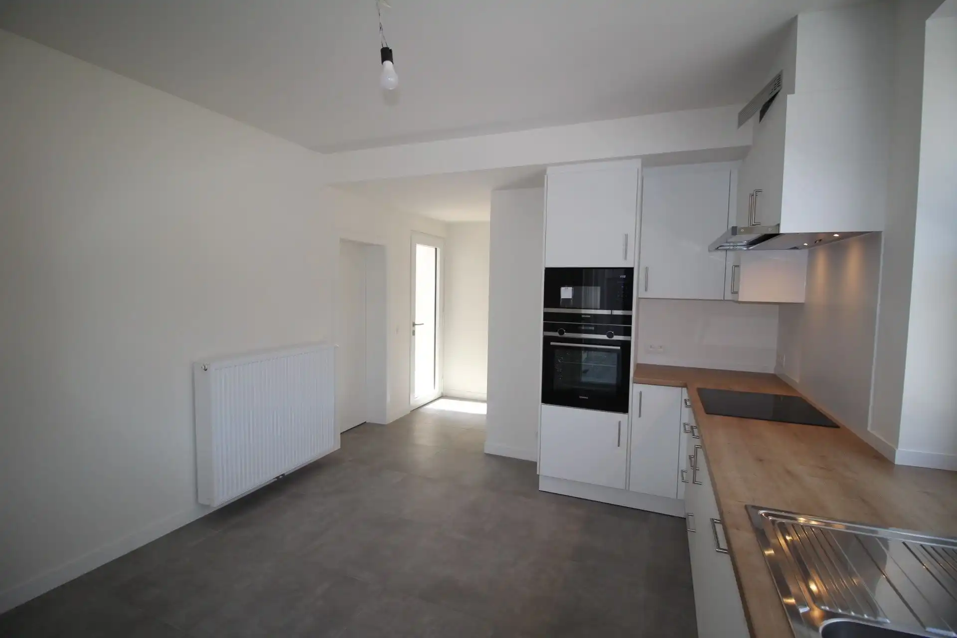 Huis, 5 slaapkamers, totaal gerenoveerd in 2023. foto 9