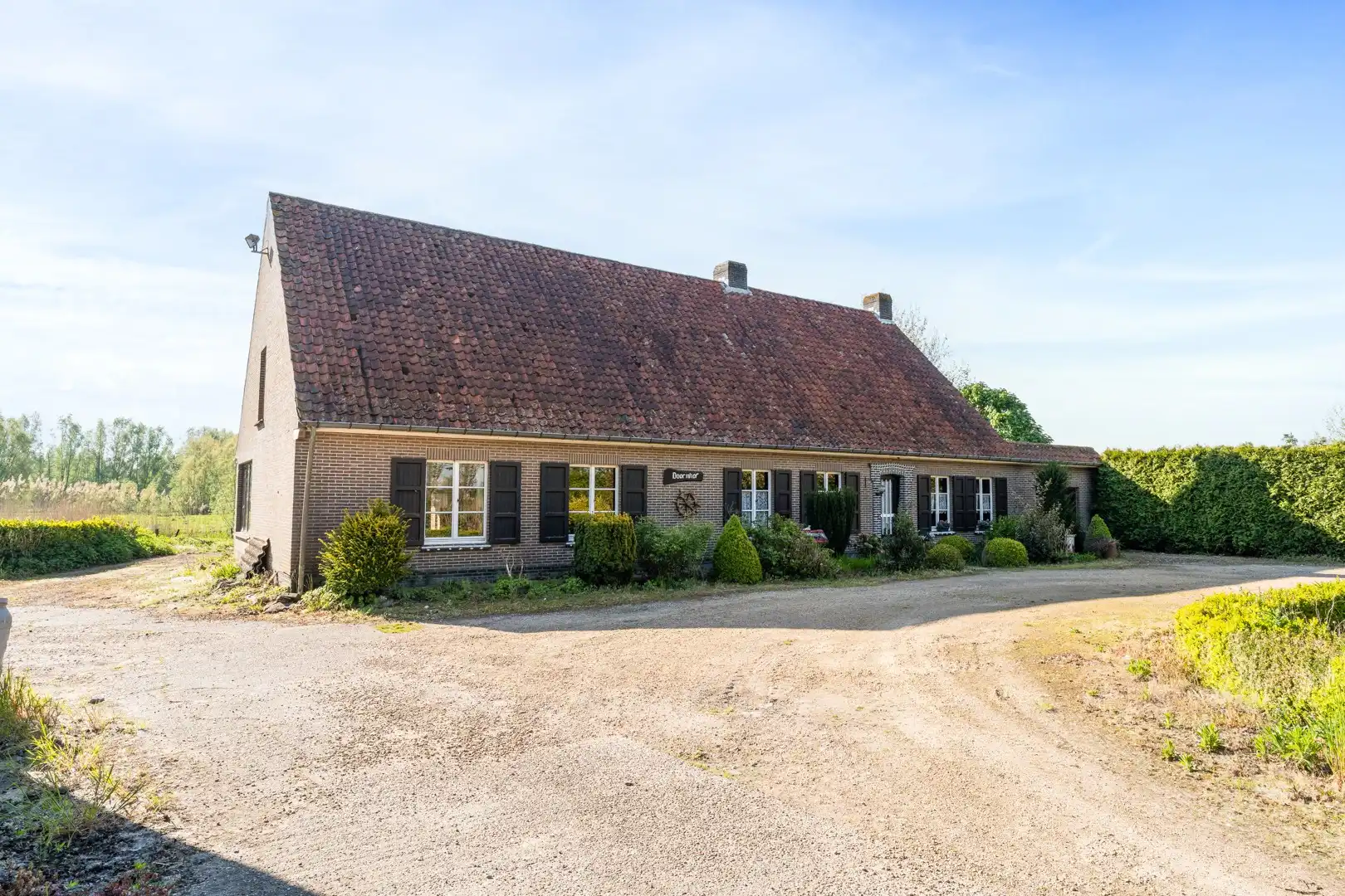 Authentieke hofstede op ca. 5,5 hectare – een oase van rust, groen en ruimte foto 9