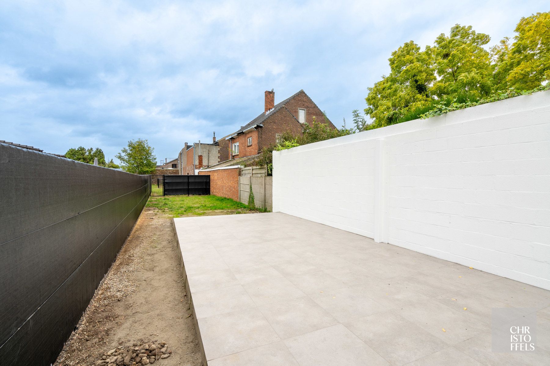 TE HUUR - Woning met 3 slaapkamers én tuin in Lanaken! foto 14