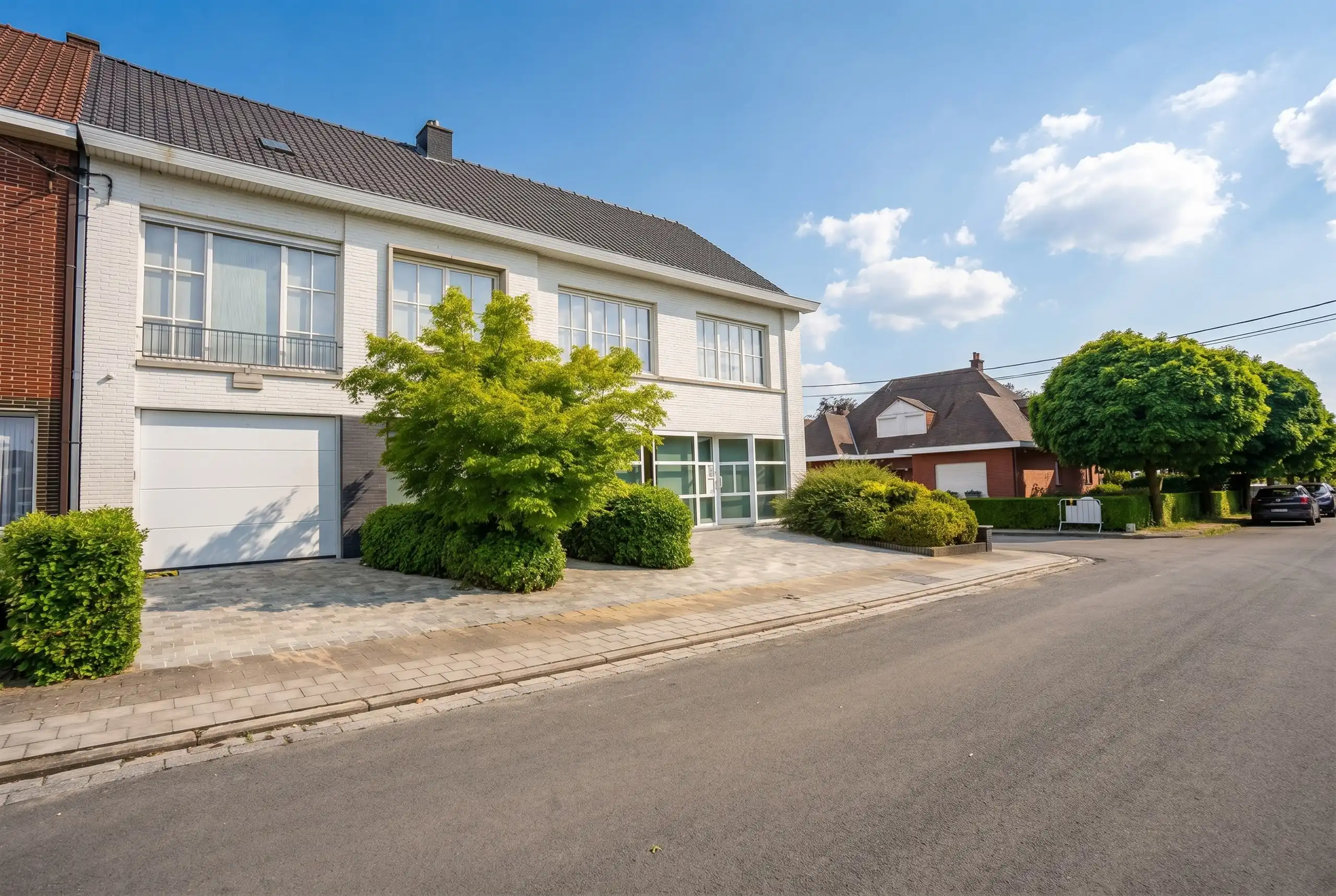 Een verborgen machtsparel met ruimte voor wonen én werken foto {{pictureIndex}}