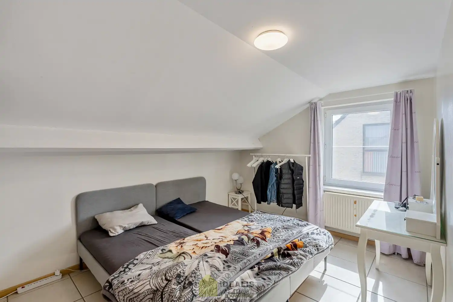 IDEALIS VASTGOED – DUPLEX APPARTEMENT GELEGEN OP UITERST CENTRALE LOCATIE TE HECHTEL-EKSEL. foto 15