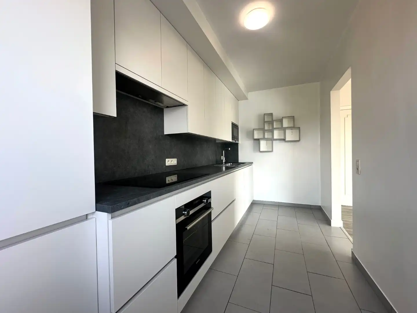 Lichtrijk appartement met drie slaapkamers foto 8