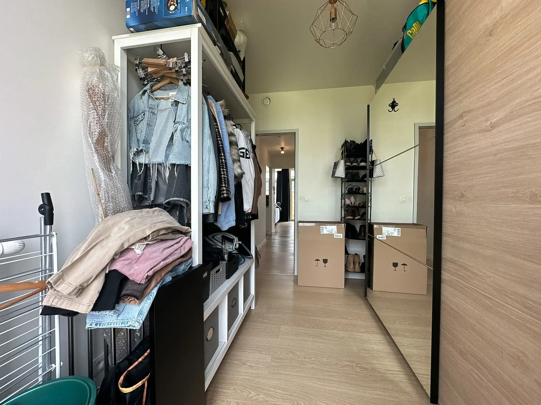 Modern en lichtrijk 2-slaapkamerappartement in Wetteren foto 10