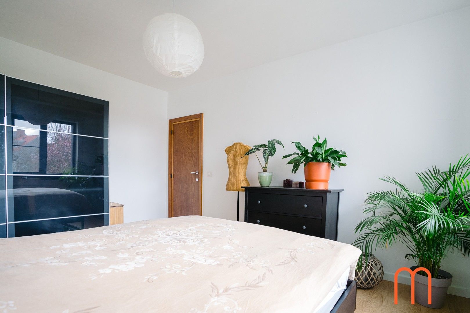 Mooie, gerenoveerde woning met 3 slaapkamers in de rustige wijk Mariakerke. foto 10