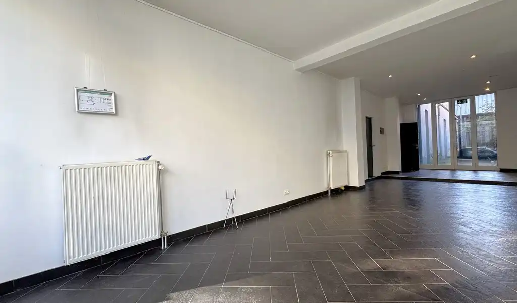 Kantoorruimte te huur op zichtlocatie langs N155 te Berchem foto 13