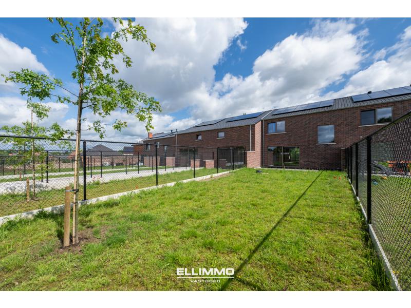 Splinternieuwe woning van 172m2 met 3 spks! foto 3