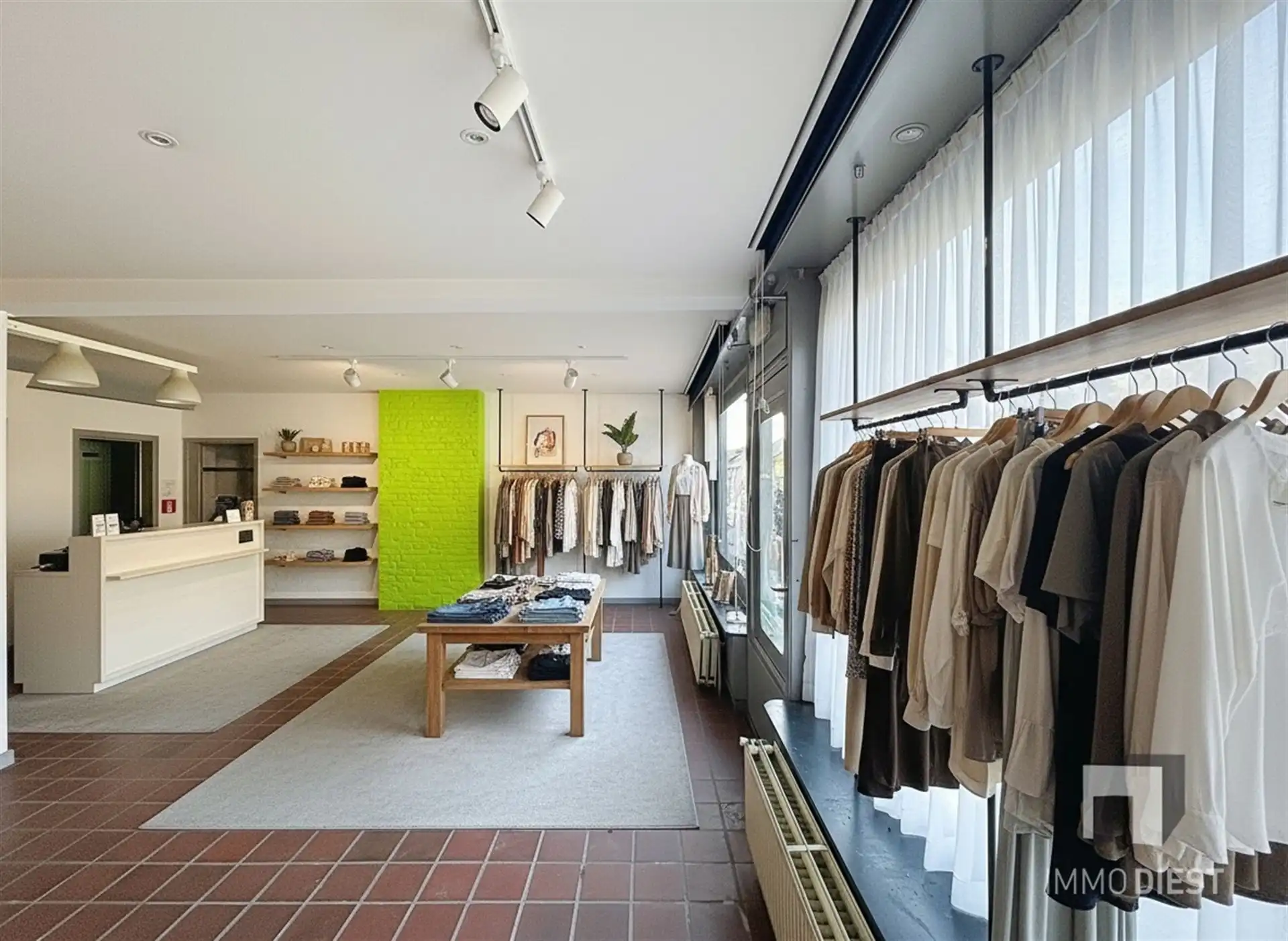 Handelshuis in het centrum van Ham op 5,83are foto 14