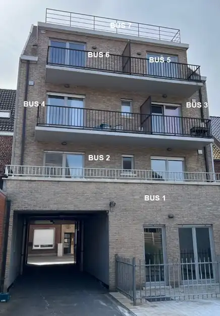 Ruim en lichtrijk 1-slaapkamerappartement met terras! foto 8
