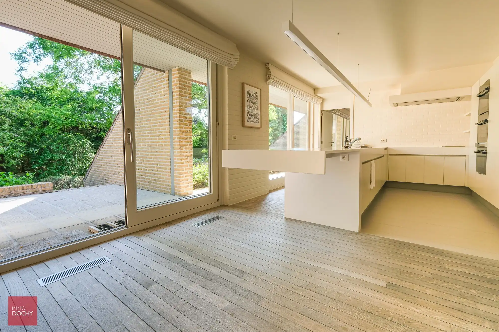 Ruime villa op toplocatie met binnenzwembad en praktijruimte foto 14
