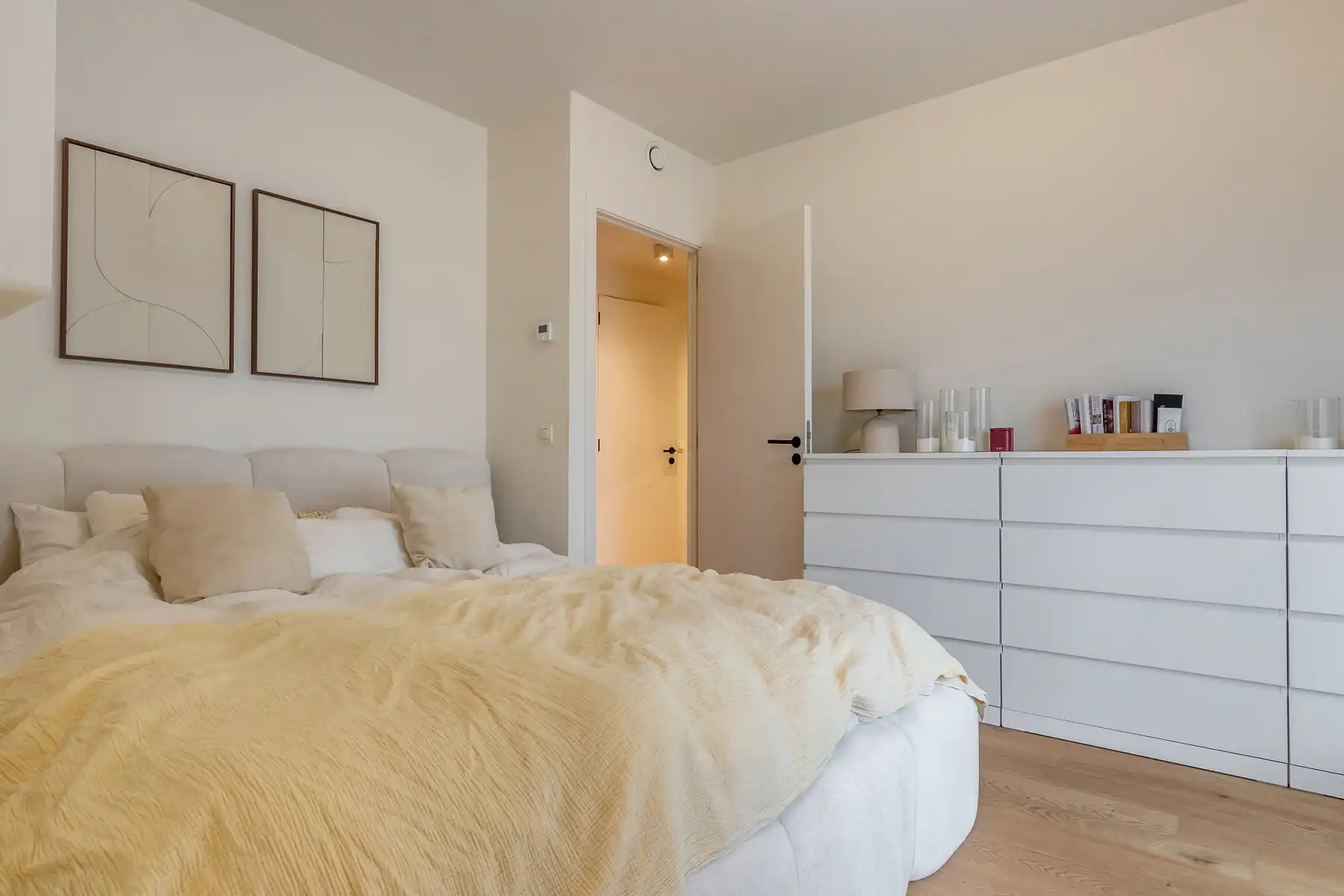 Recent gelijkvloersappartement met 3 slaapkmrs & staanplaats foto 18