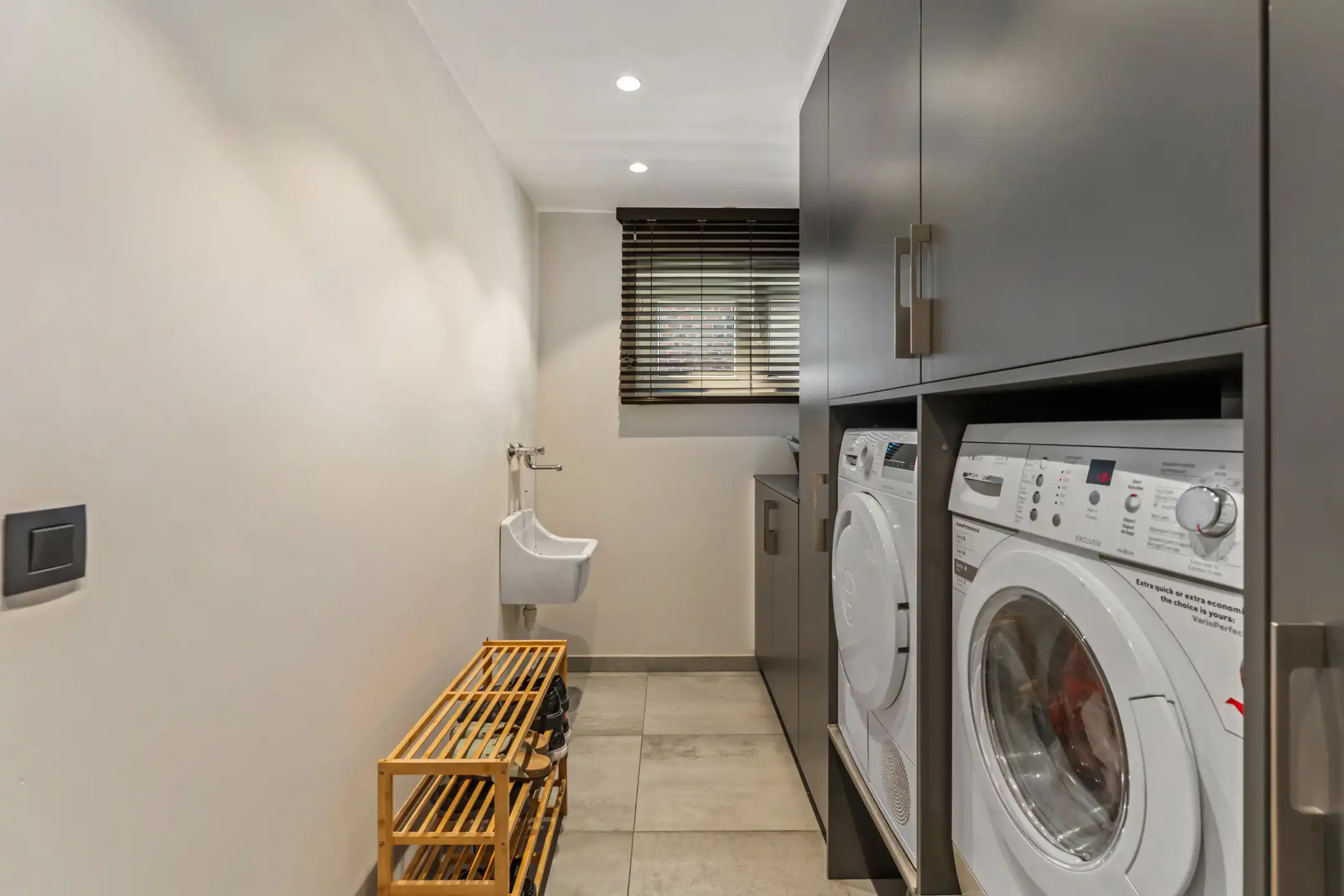 Vrijstaande woning met kapsalon/bureel op 13a47ca foto 15
