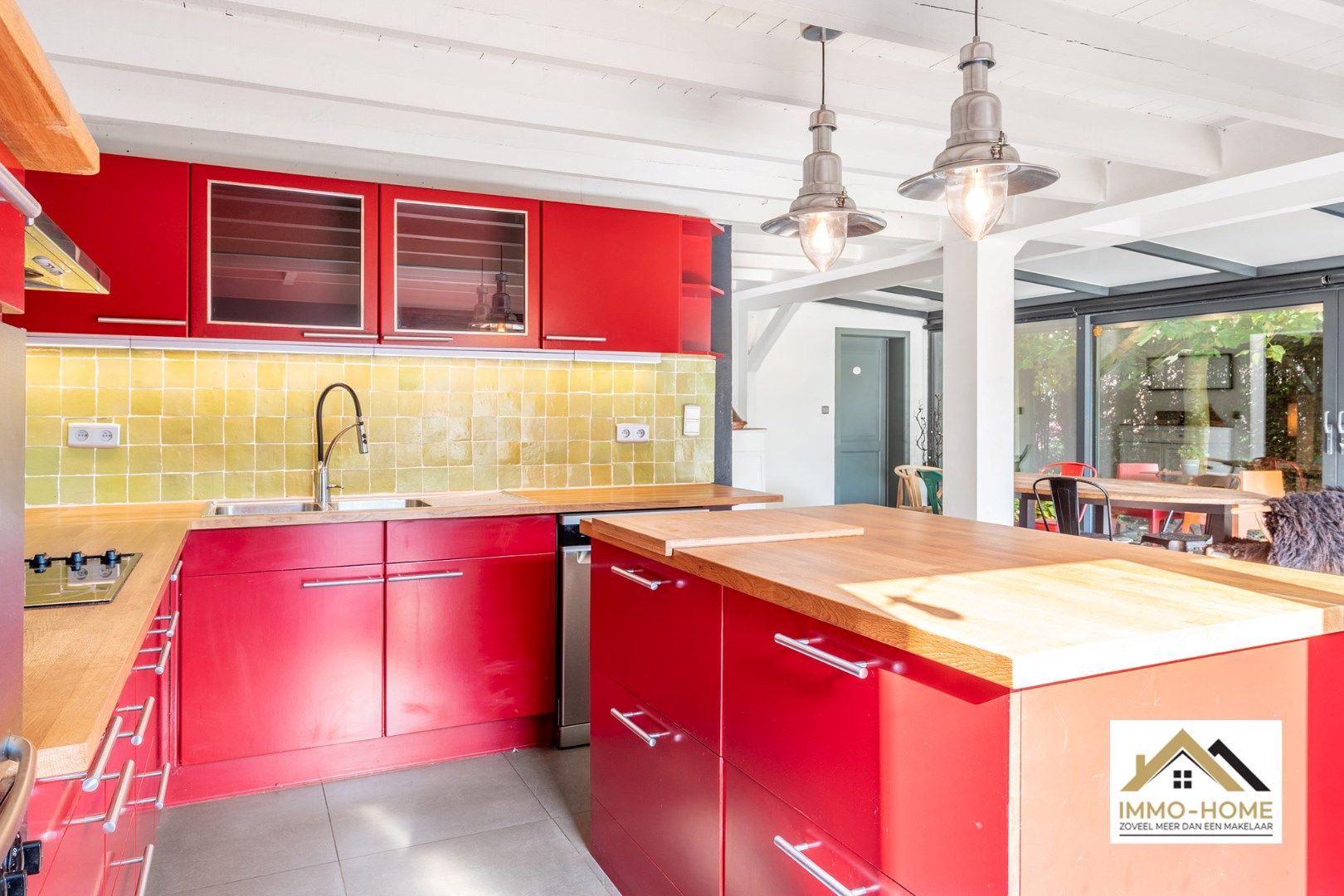Charmante vrijstaande woning op toplocatie in Lochristi!  foto 11