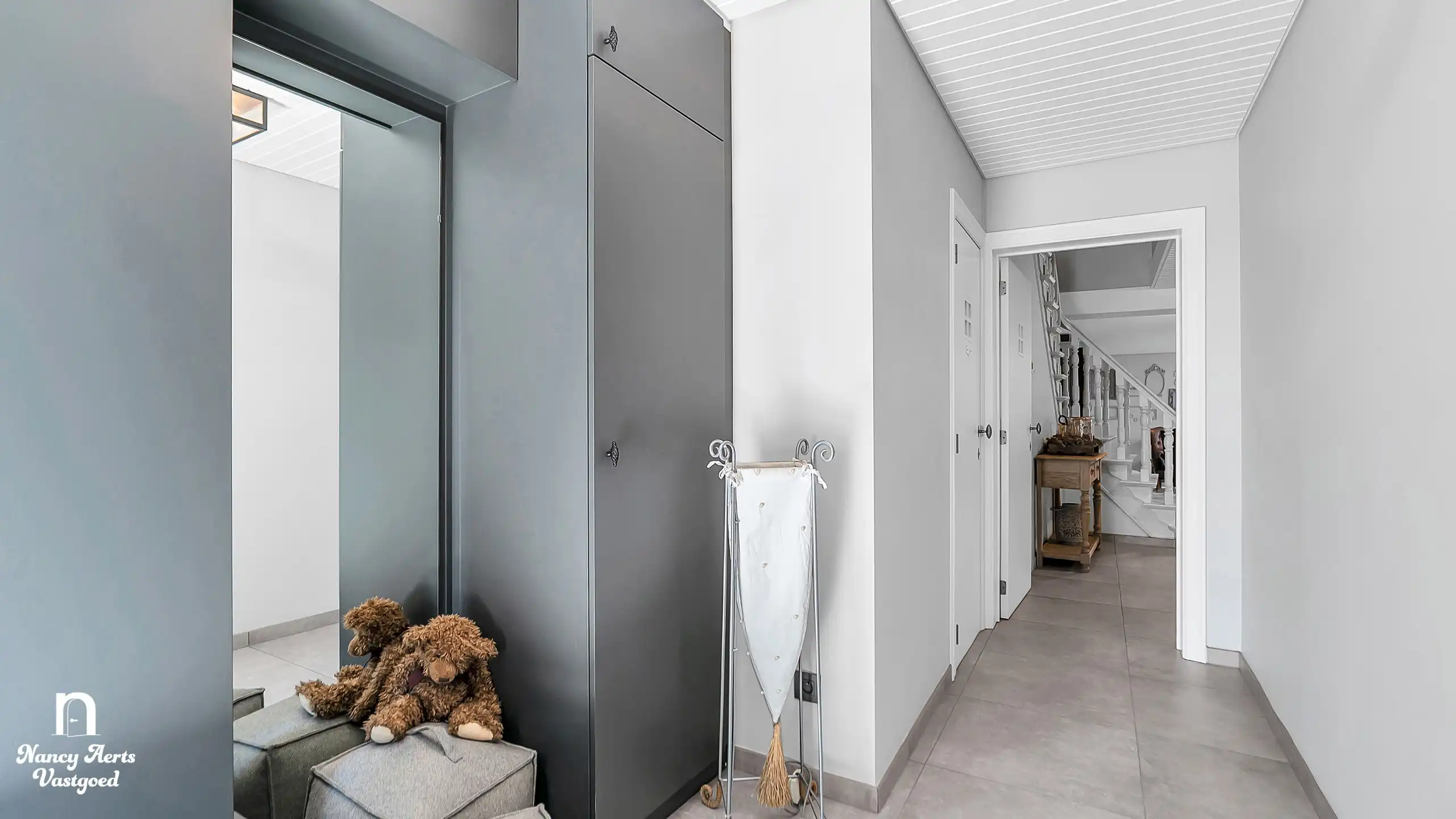Gezinsappartement met 4 slaapkamers en polyvalente ruimte foto 3