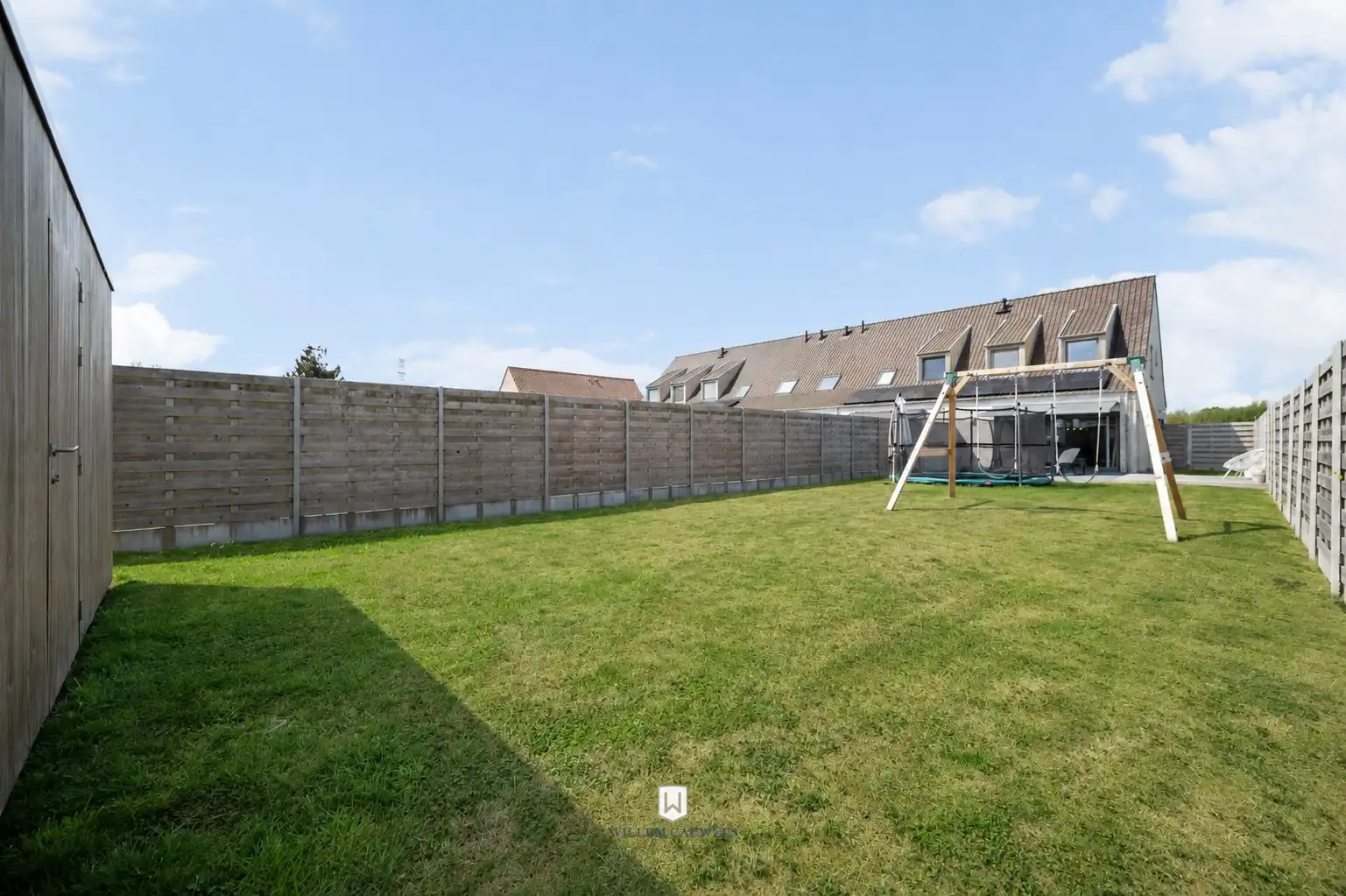 Recente halfopen bebouwing mooi gelegen te Lissewege foto 2