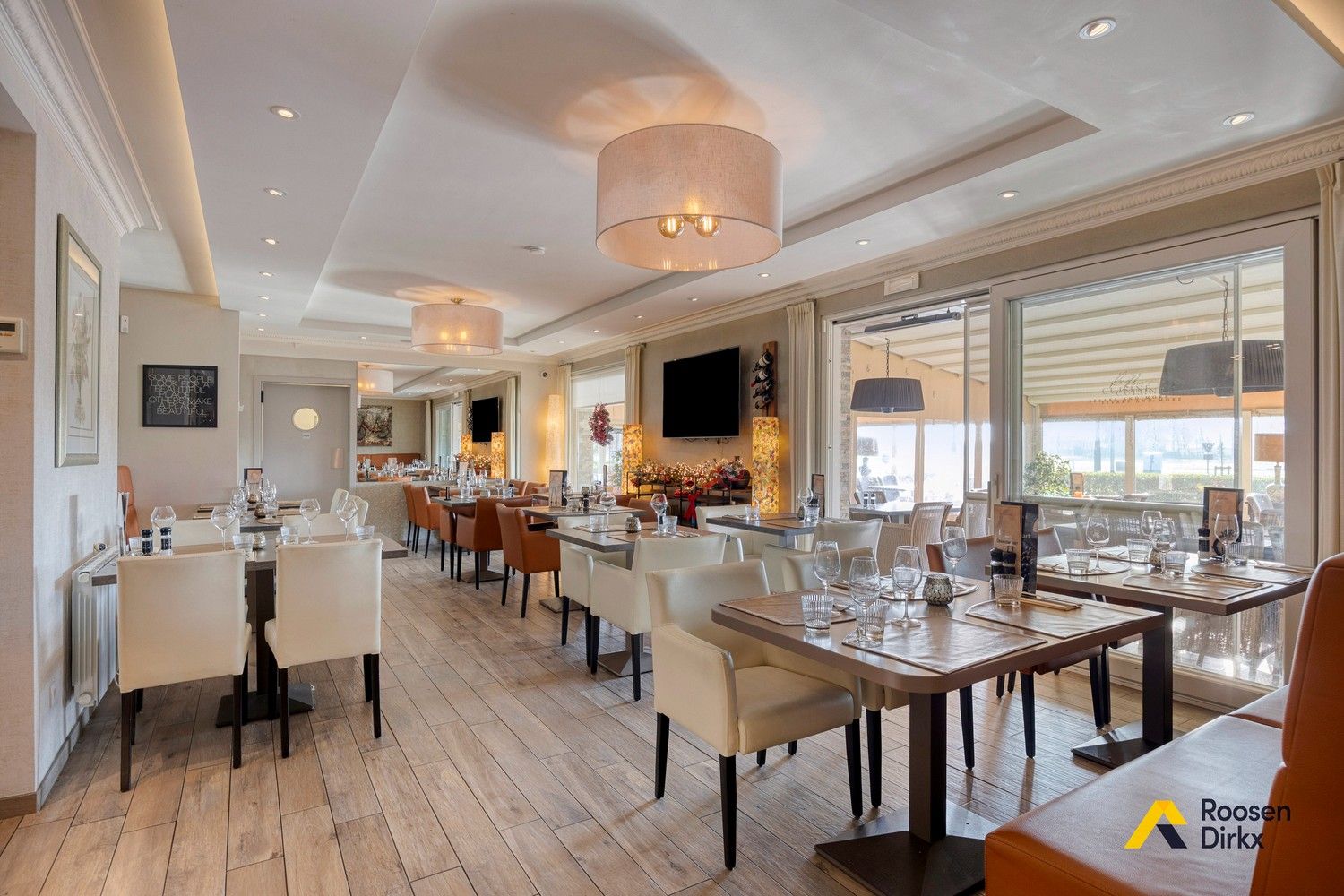 Hoogwaardig horecapand / restaurant te BREE: instapklaar! foto {{pictureIndex}}