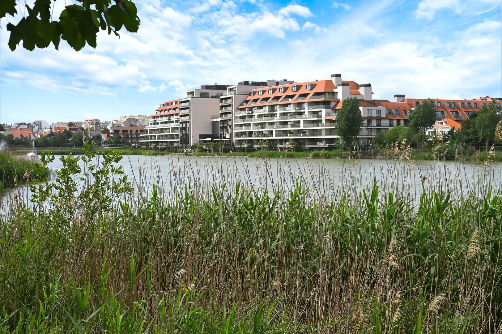 Luxueus appartement met frontaal zicht op het Zegemeer. foto 34