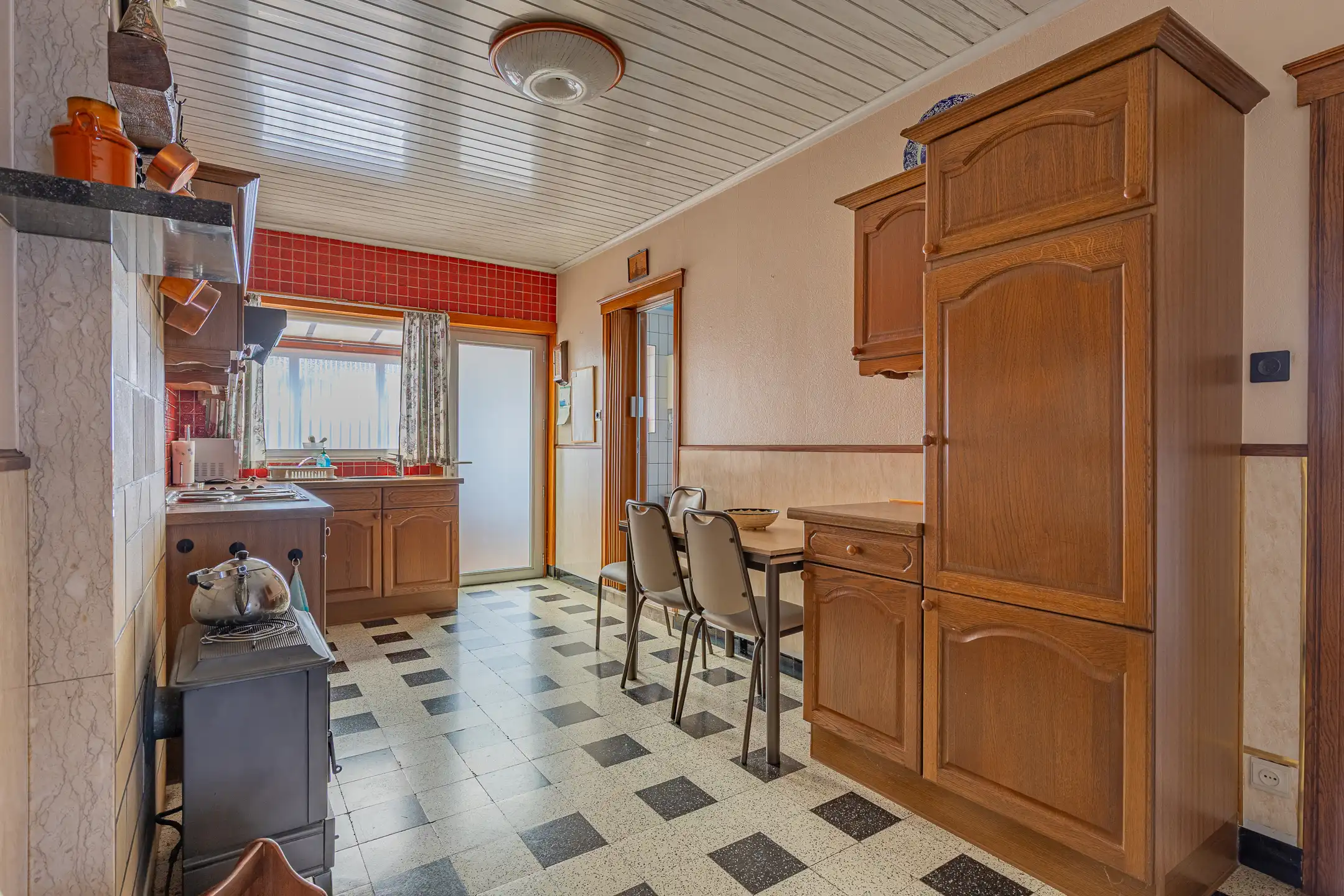 LEDE - Centraal gelegen woning met 2slk, garage en tuin foto 7