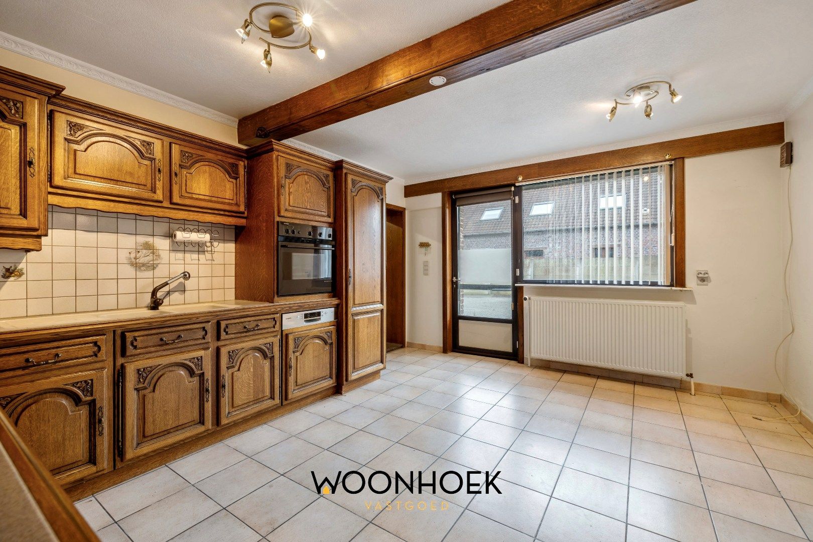 Te renoveren open bebouwing met werkplaats van 200m²! foto 17