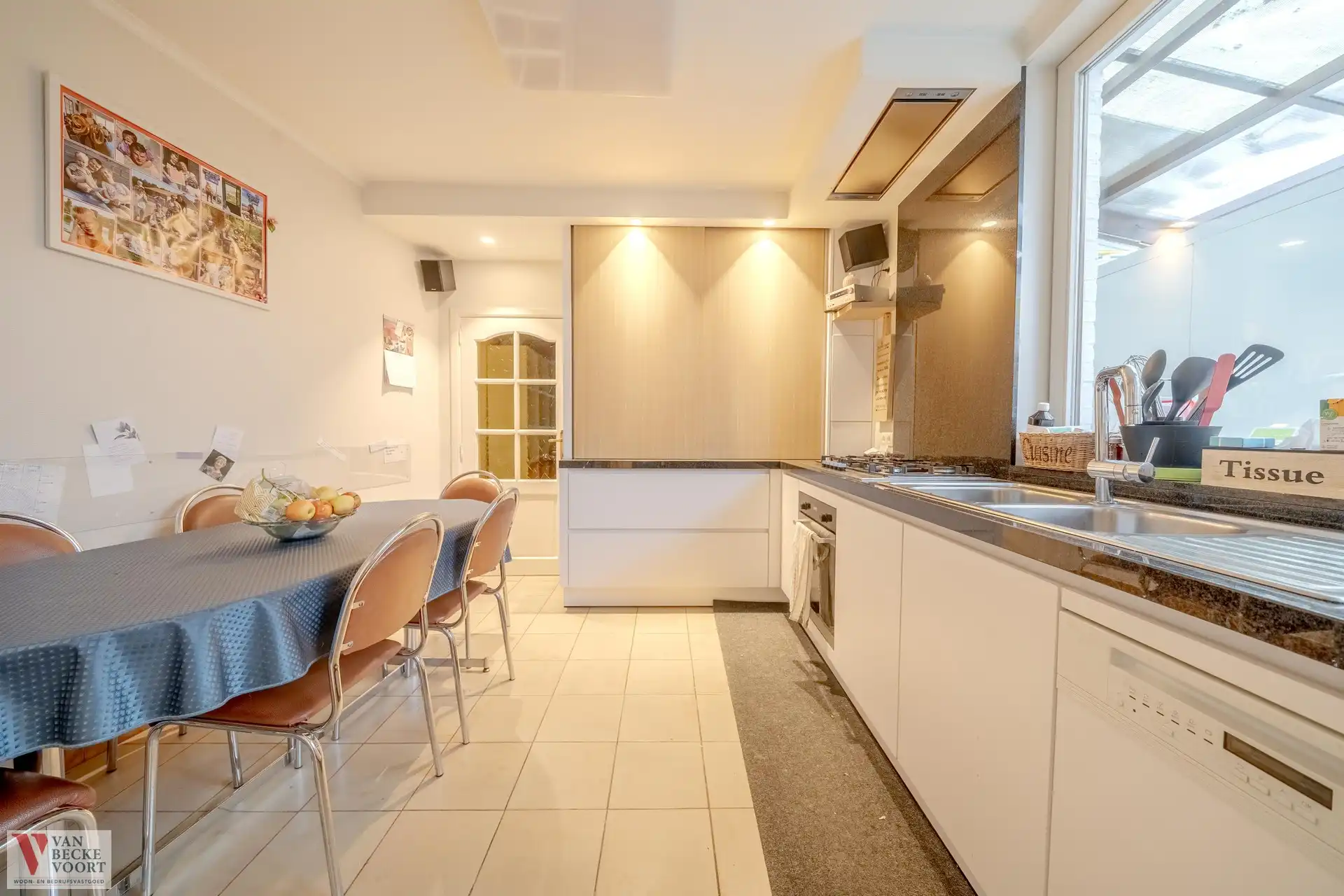 Huis - winkel - atelier Zarren foto 10