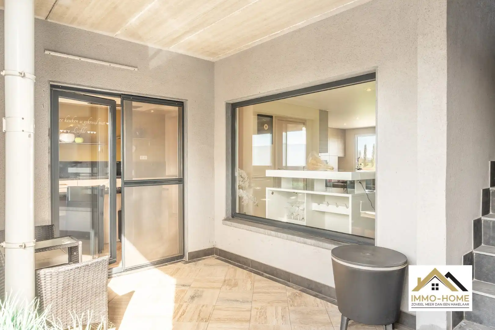 Ruime woning met prachtig uitzicht foto 12