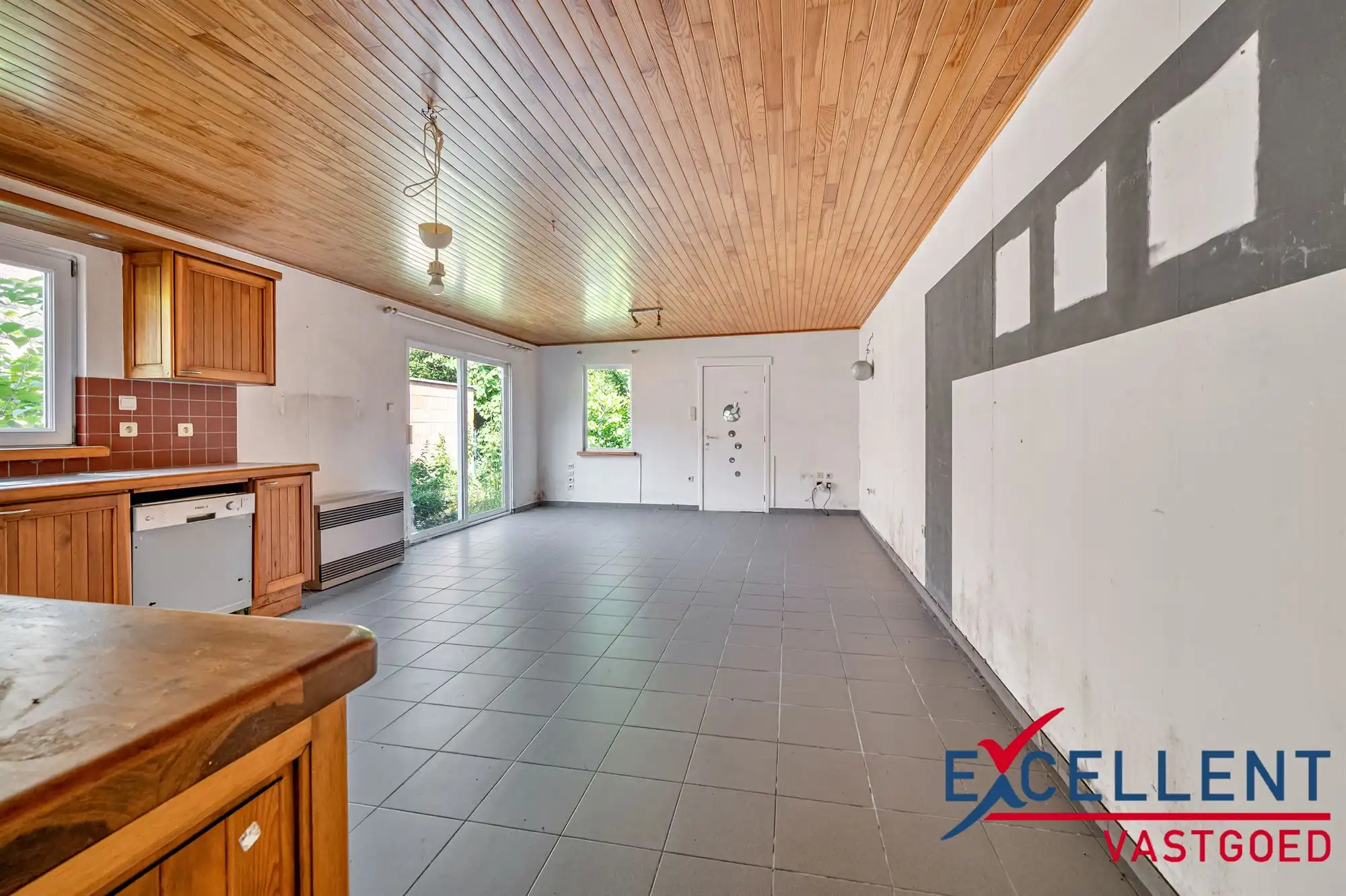 Te renoveren woning nabij centrum Deinze te koop foto 9