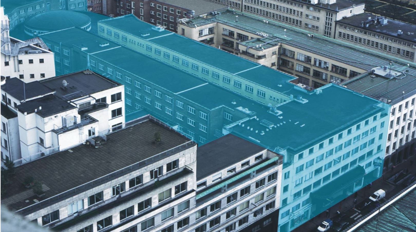 GALERIE RAVENSTEIN: kantoren te huur vanaf 240m² foto {{pictureIndex}}