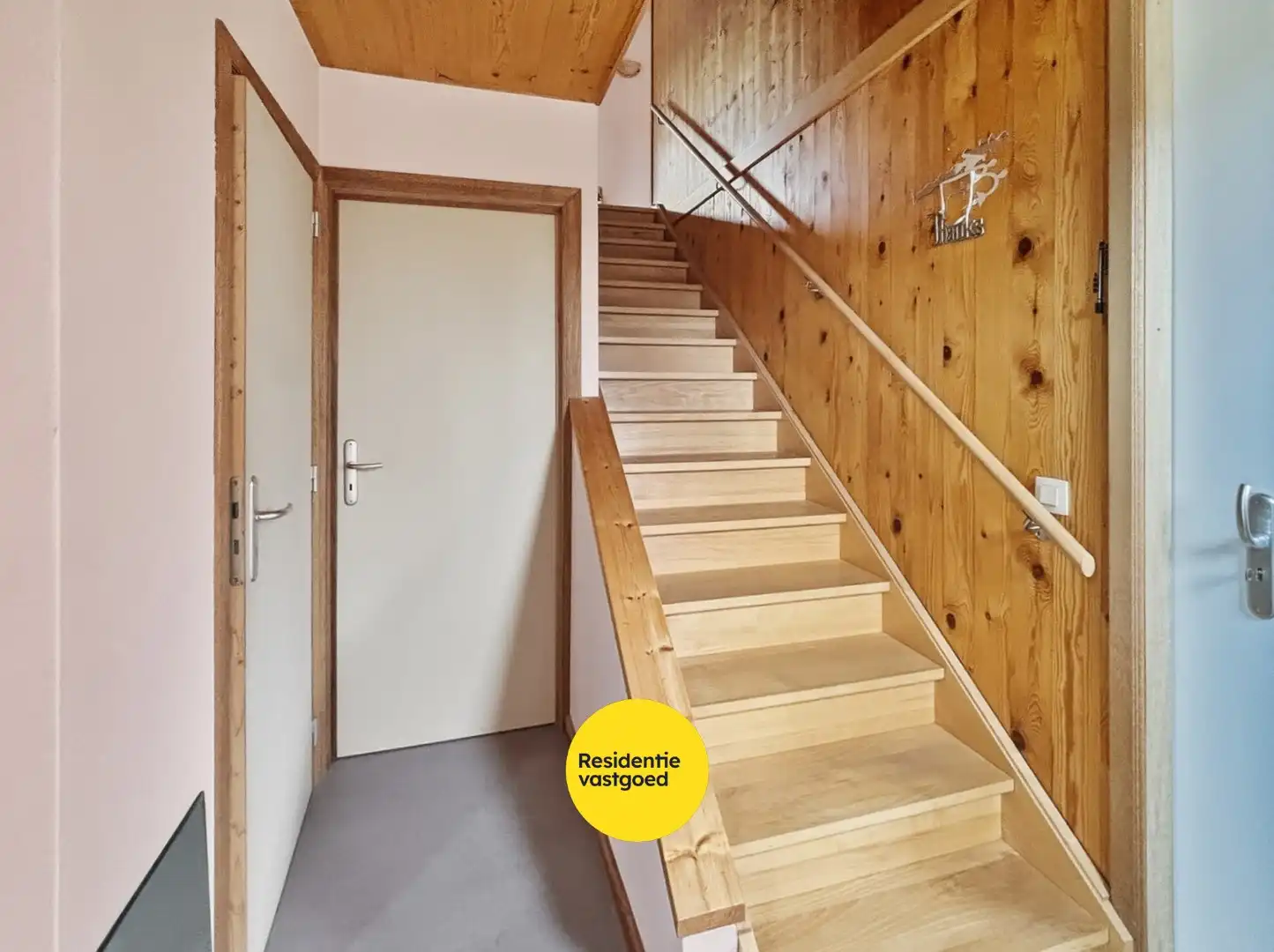 Charmante woning met karakter in het groene Paliseul foto 8