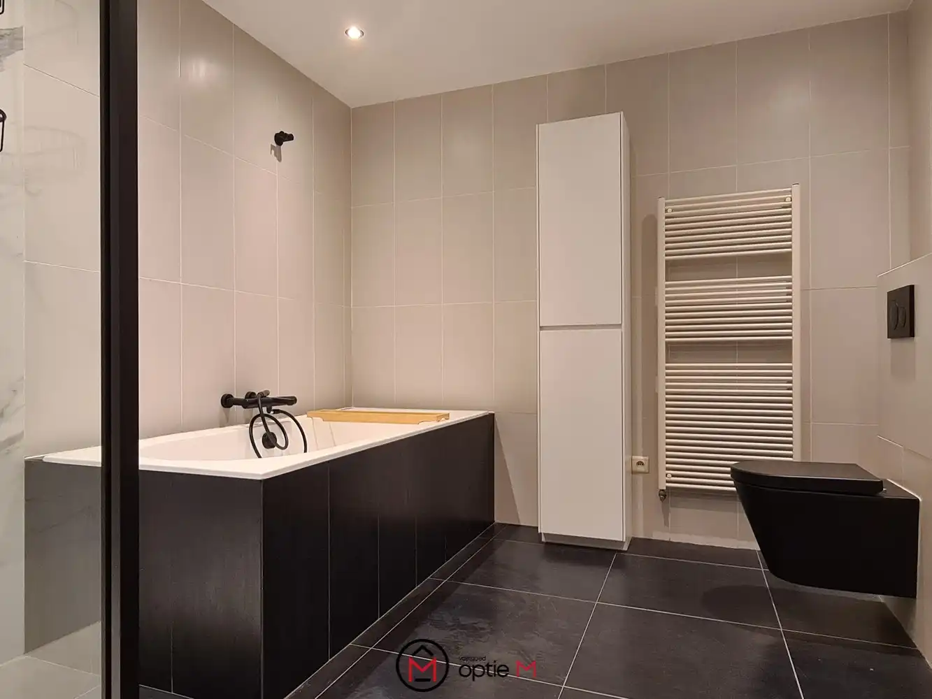 Halfopen woning te huur in Rijkhoven (Bilzen) – Ruime gezinswoning met grote tuin foto 19