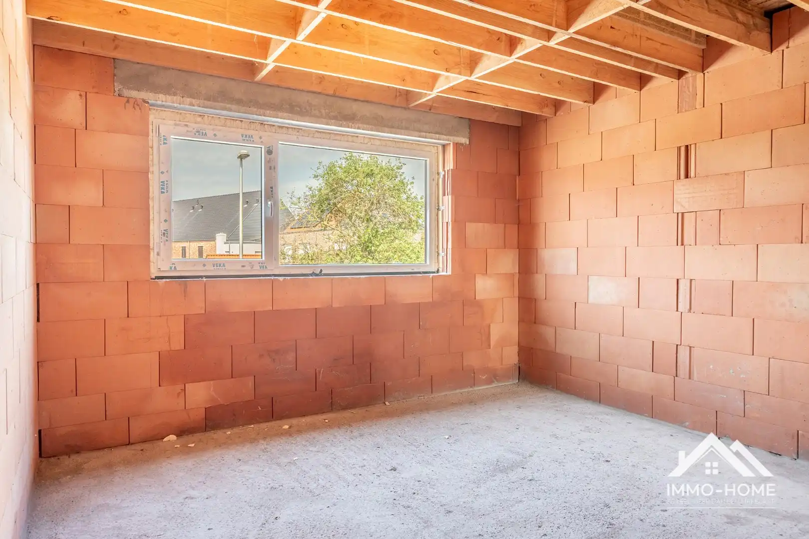 HOB casco woning met héél veel potentieel foto 16