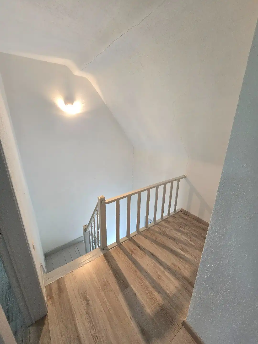 Te renoveren woning met 4 slpk's + loods te Wulpen foto 12